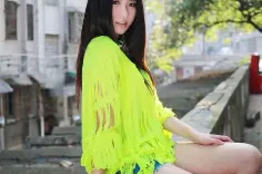 凌晨三点网红司晓迪突然发文宠粉一口气晒出18张照片
